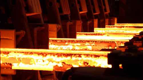 钢铁厂的钢铁生产过程